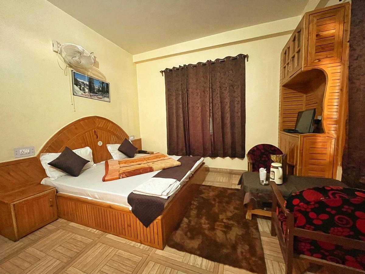 Hotel Anupam By Mid Orchard, Касоль Екстер'єр фото